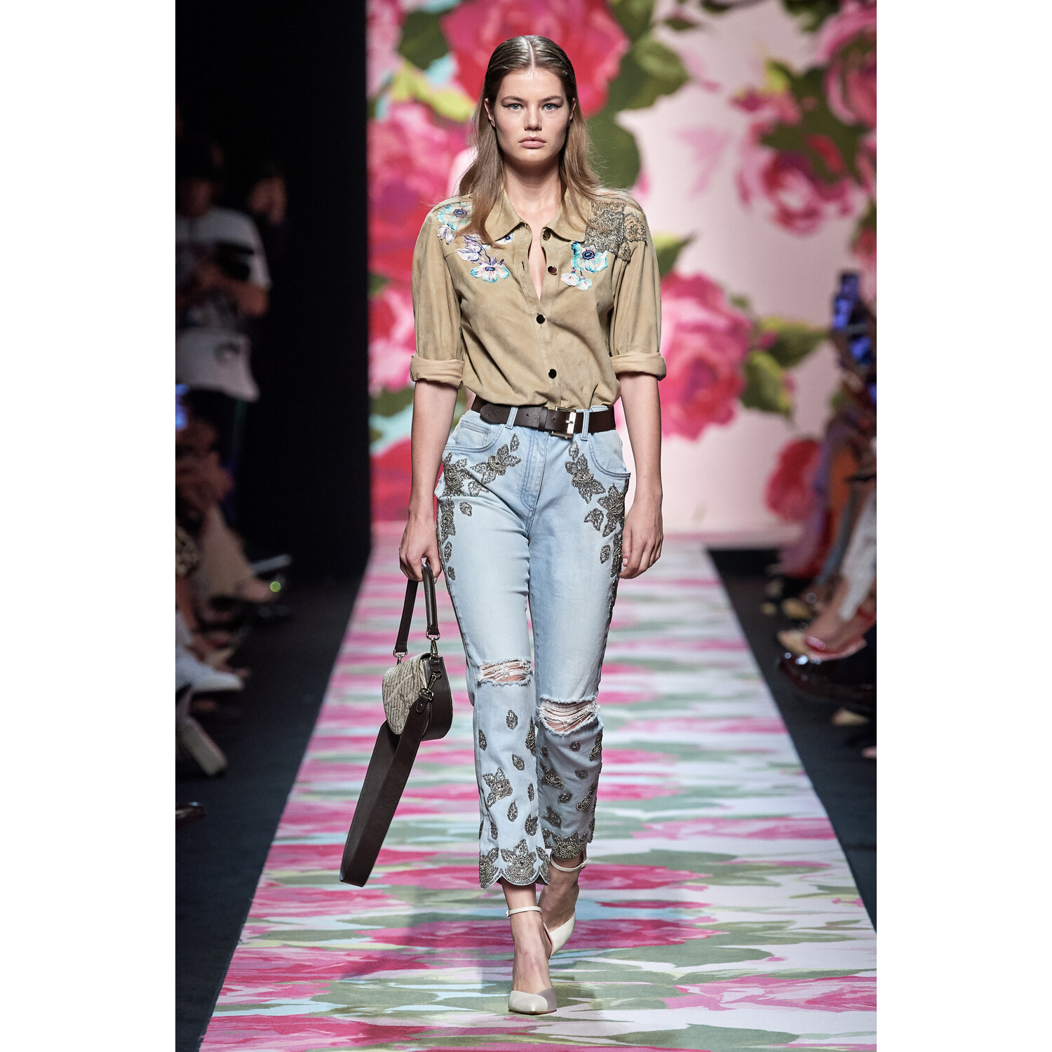 Фото Blumarine Spring 2020 / Blumarine весна-лето 2020 / Неделя моды: Милан